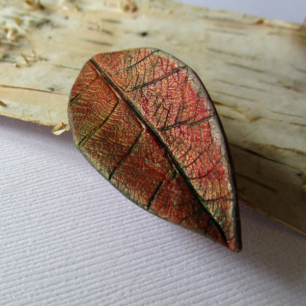 Small Textured Leaf Brooch/Pendant